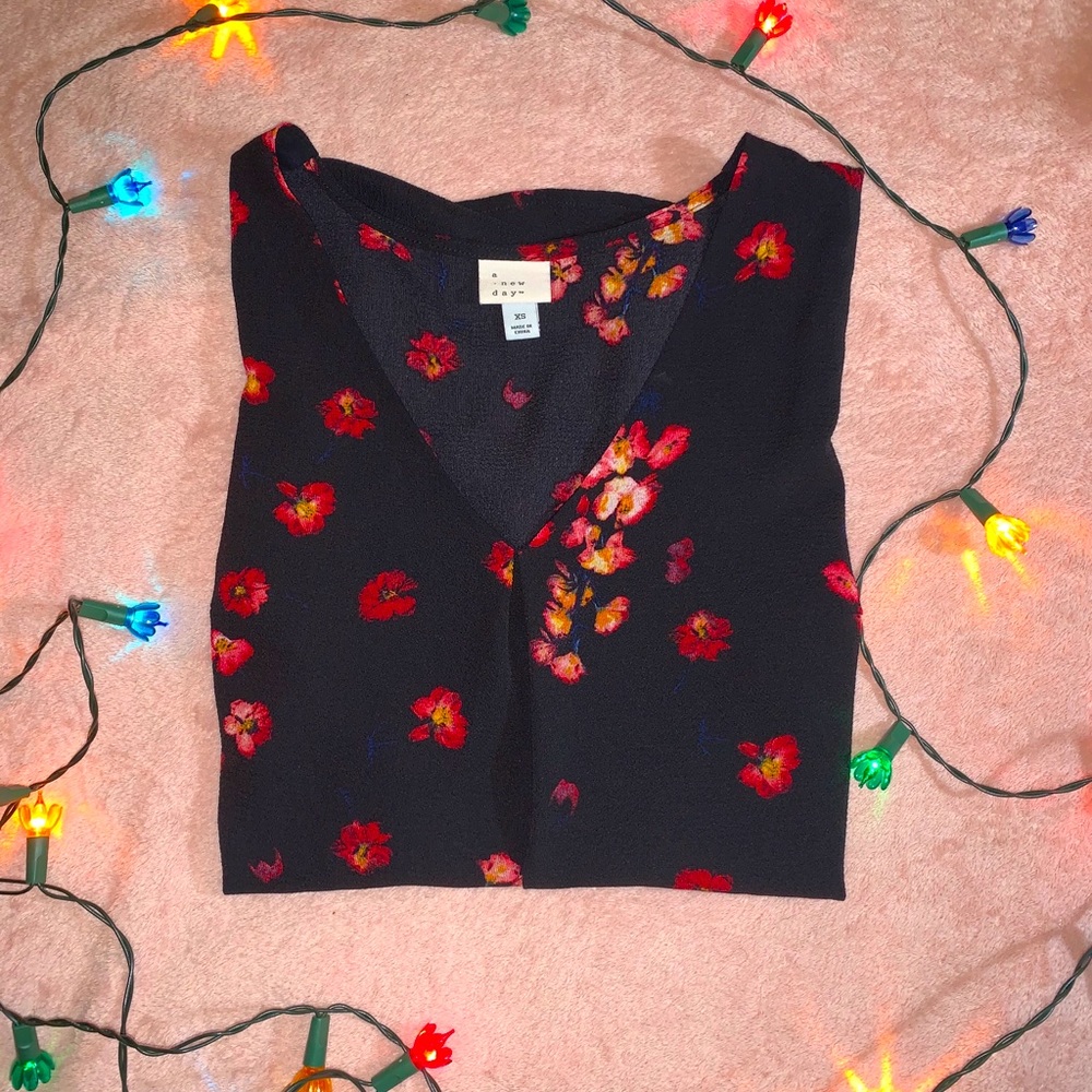Floral v neck blouse